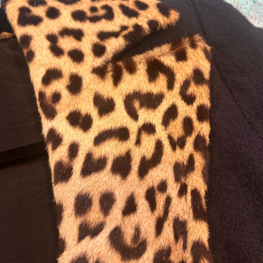 Mid Century Authentic Leopard Jacket - Picture 16 of 16